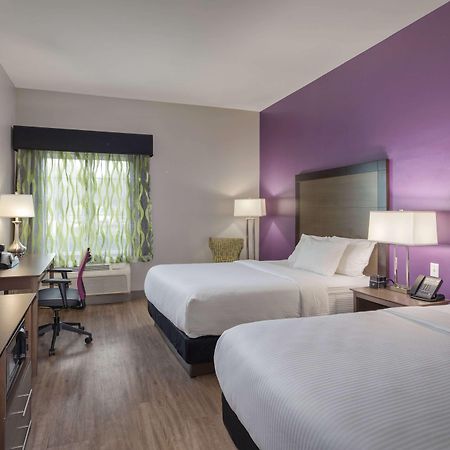 La Quinta By Wyndham Visalia/Sequoia Gateway Hotel Ngoại thất bức ảnh
