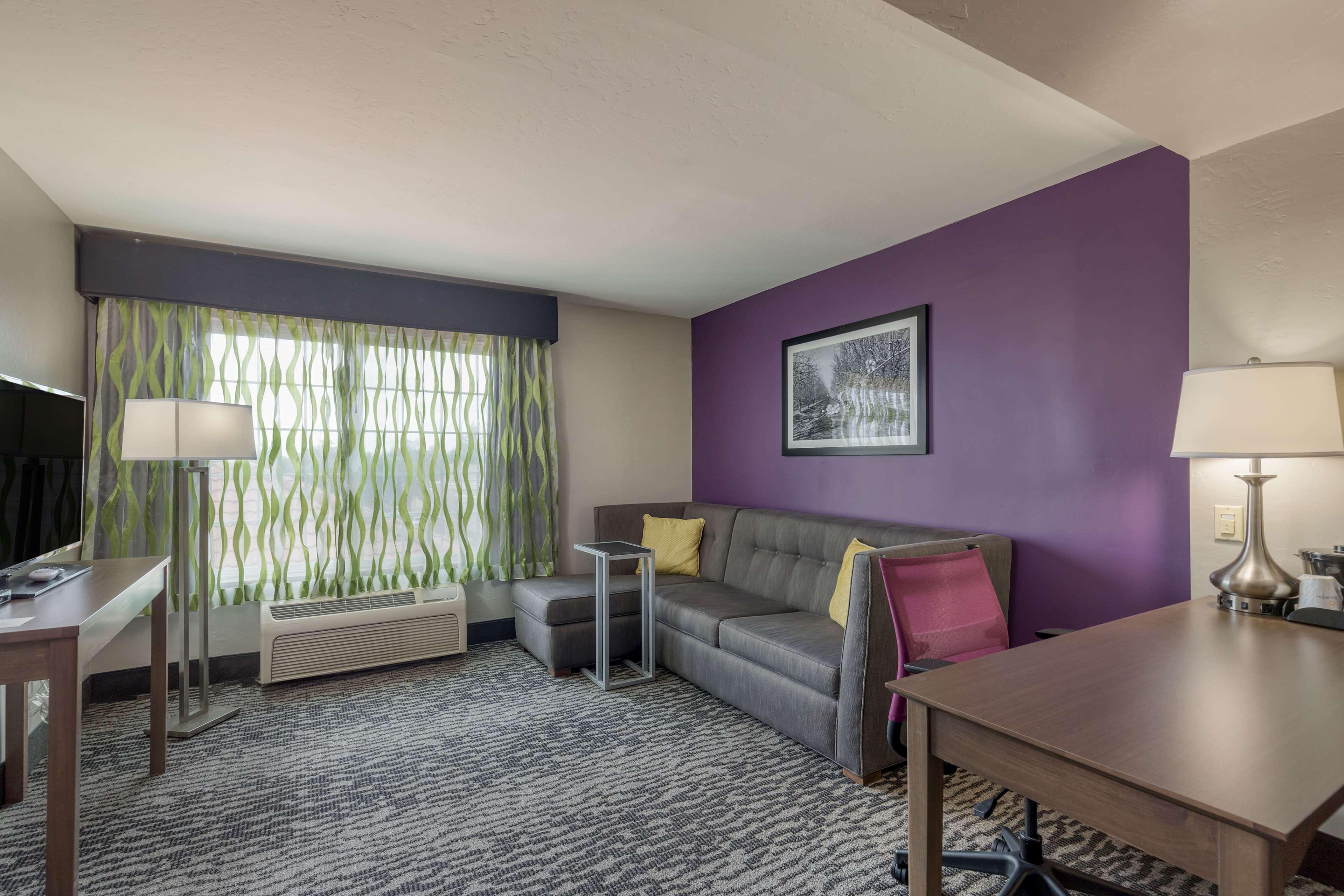 La Quinta By Wyndham Visalia/Sequoia Gateway Hotel Ngoại thất bức ảnh